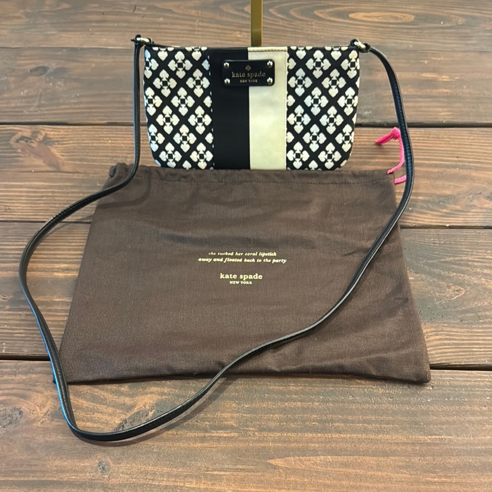 JACQUILINE--Kate Spade Black and White Crossbody Bag